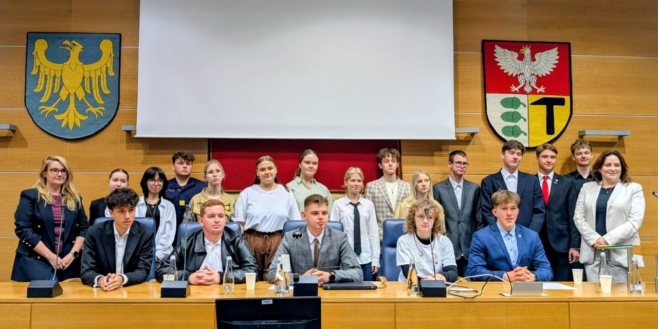 Uczniowie TZN w Młodzieżowej Radzie Miasta